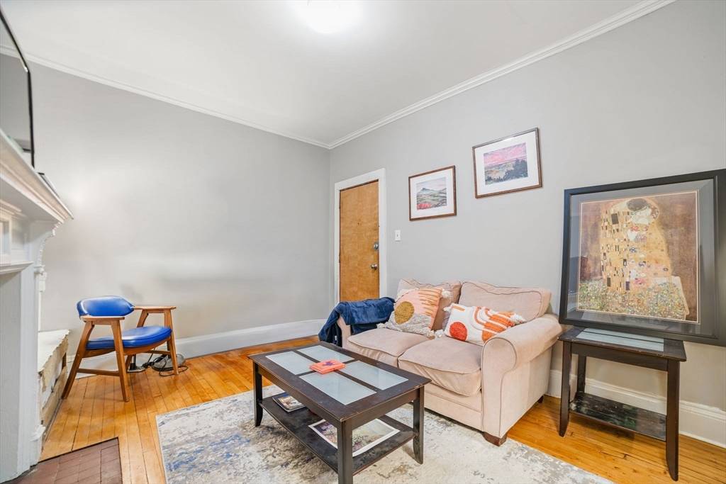 Boston, MA 02134,1267 Commonwealth Ave #1