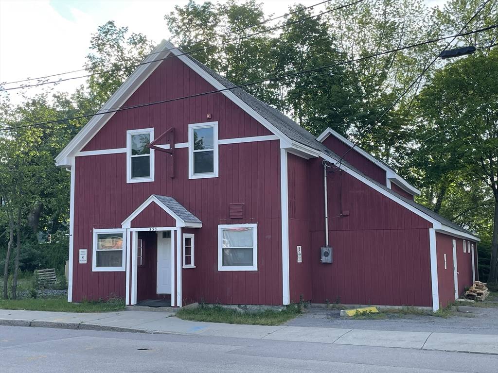 North Attleboro, MA 02760,335 N Washington
