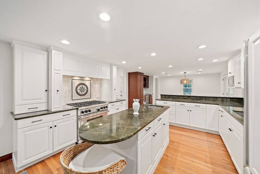Norwell, MA 02061,4 Captain Vinal Way