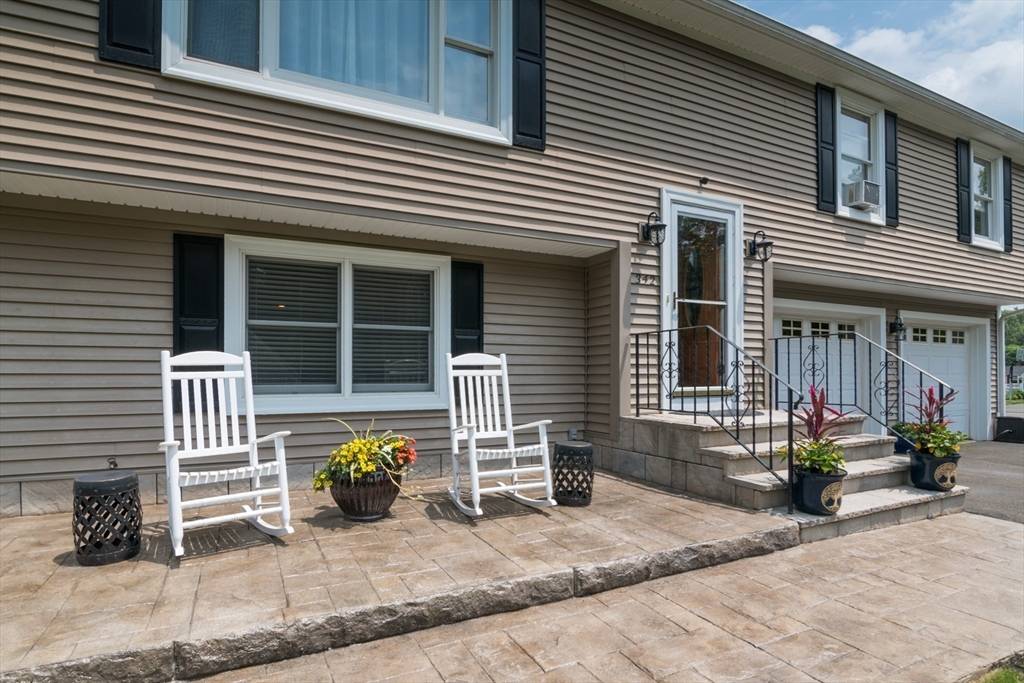 Agawam, MA 01030,342 Barry St.