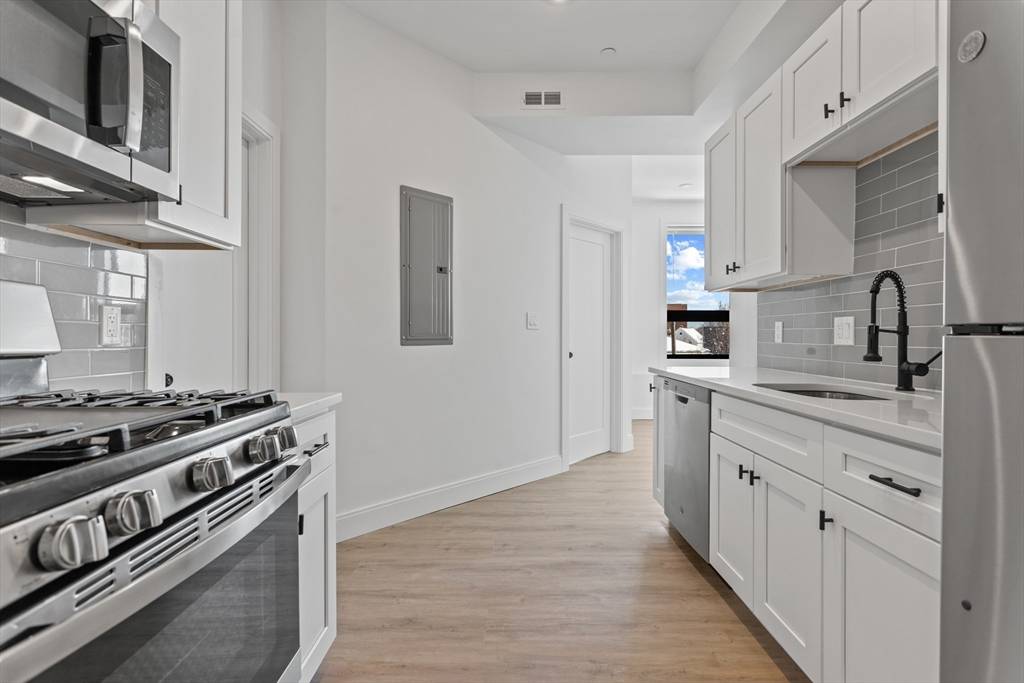 Boston, MA 02124,1137 Washington Street #6