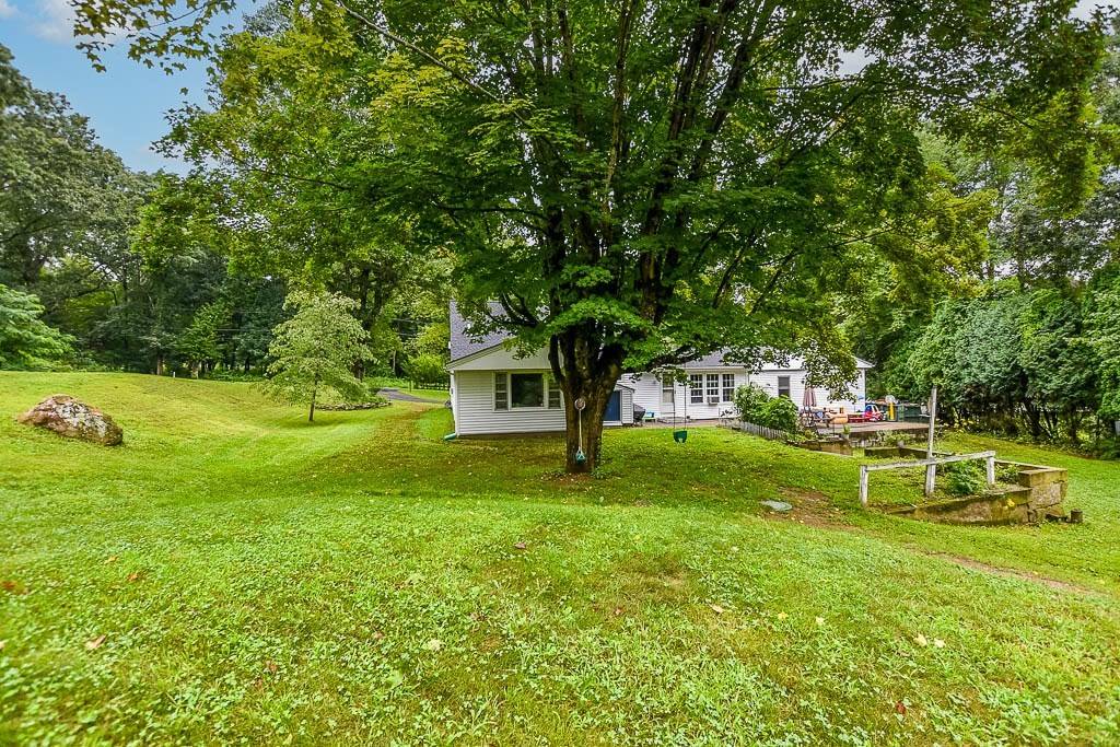 North Smithfield, RI 02896,90 Cider Mill Rd
