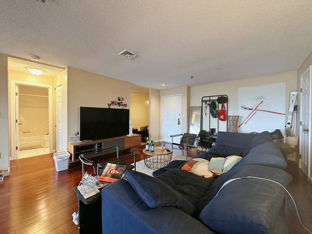 Medford, MA 02155,3920 Mystic Valley Parkway #1123