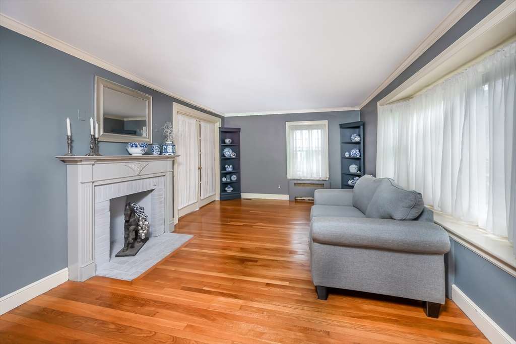 Milton, MA 02186,15 California Ave