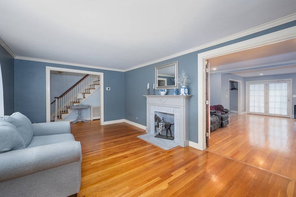 Milton, MA 02186,15 California Ave