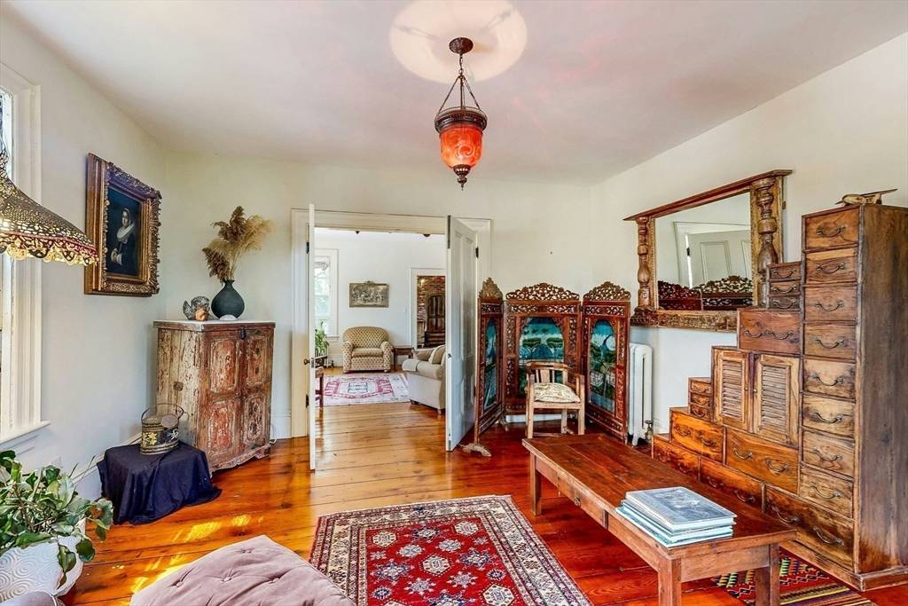 Acton, MA 01720,239 Arlington St