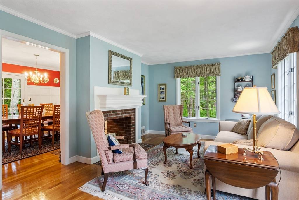 Carlisle, MA 01741,120 Oak Knoll Road