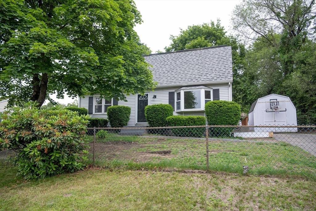 Springfield, MA 01109,20 Lively Ln