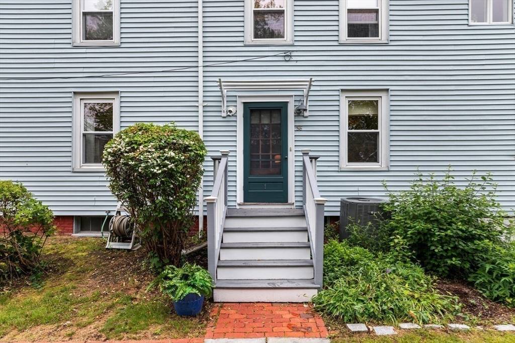 Medford, MA 02155,56 Tainter St #1