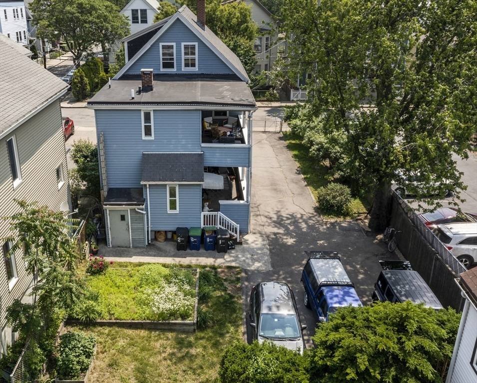 Somerville, MA 02143,10 Granite St