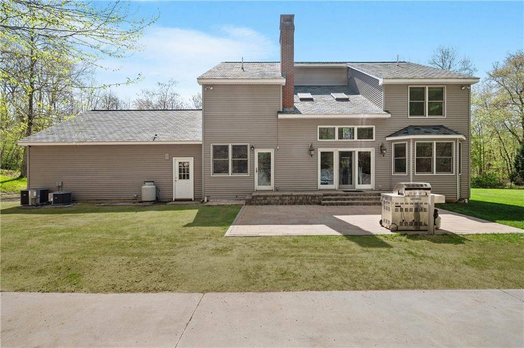 North Smithfield, RI 02896,825 Woonsocket Hill