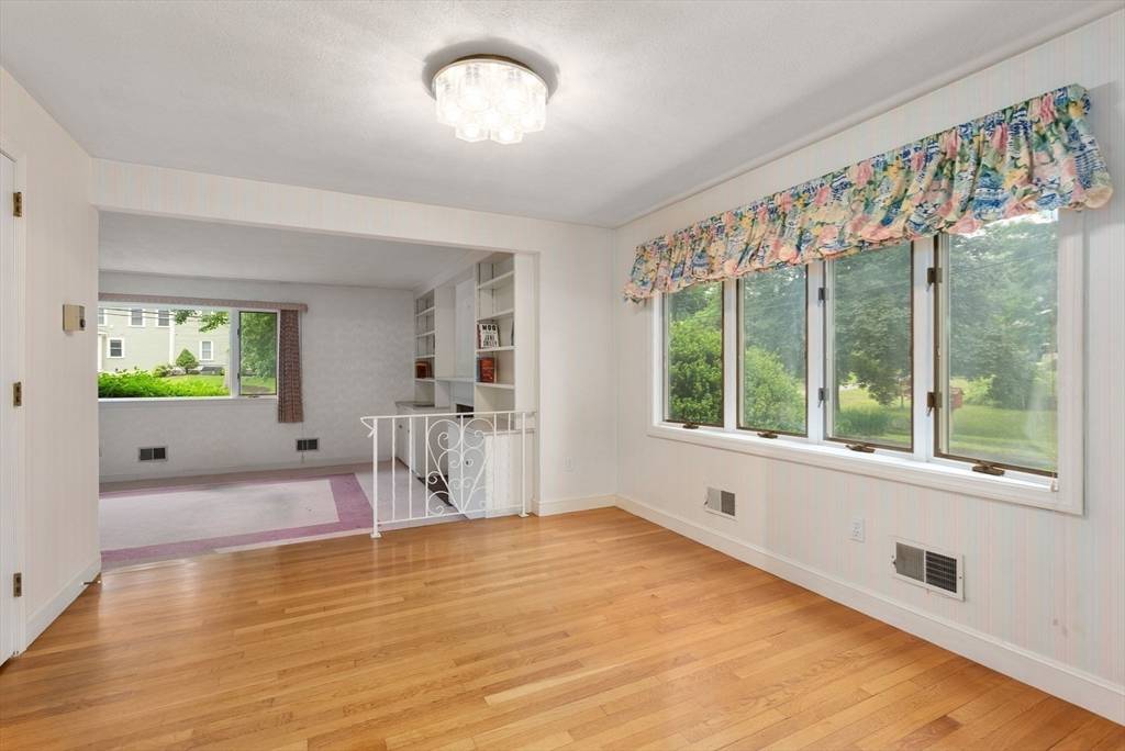 75 Allen Street Lexington, MA 02421