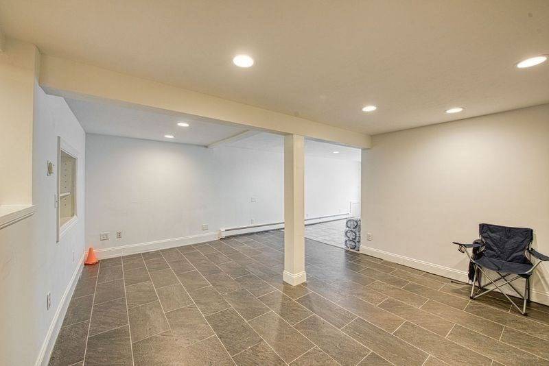 Weymouth, MA 02190,1050 Main Street #1B