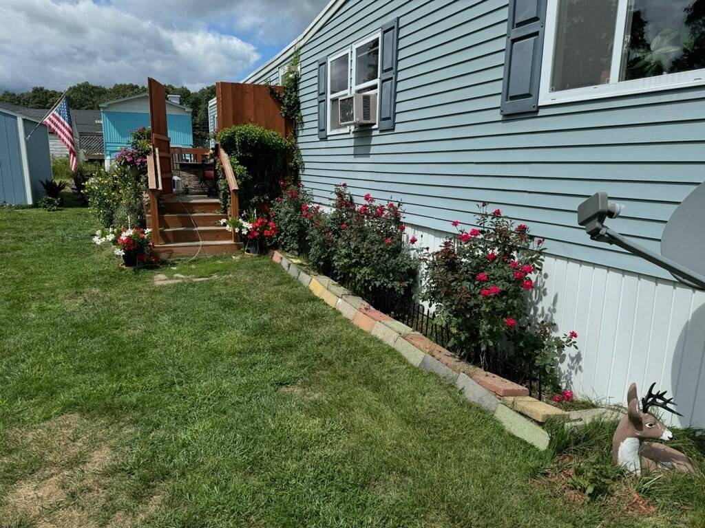 Salisbury, MA 01952,194 Lafayette Rd #11N