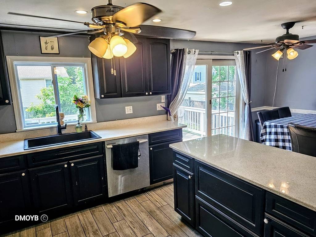 Shrewsbury, MA 01545,4 Cook St