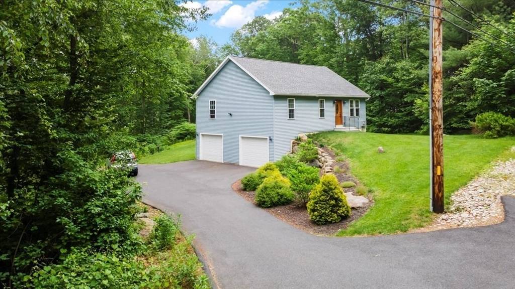 Warren, MA 01585,1085 Southbridge Rd