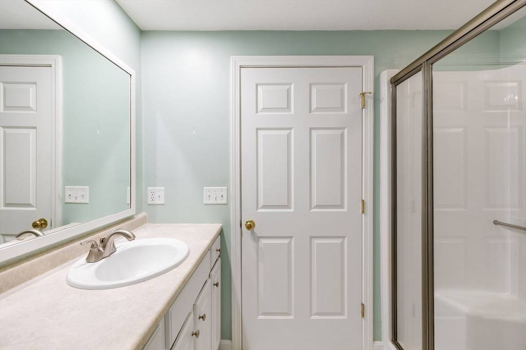 15 Pebble Beach #2005-103 Mashpee, MA 02649