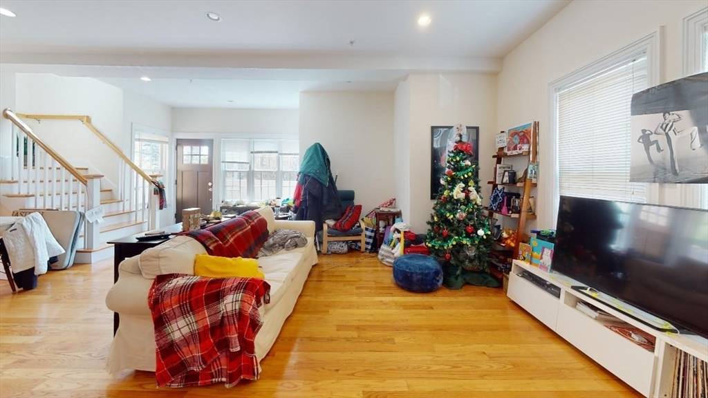 Somerville, MA 02143,23 Porter Street #3