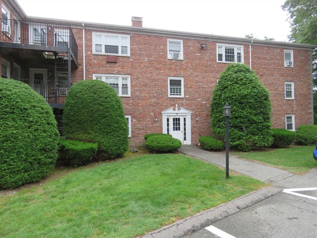 Quincy, MA 02169,766 Willard St #A4