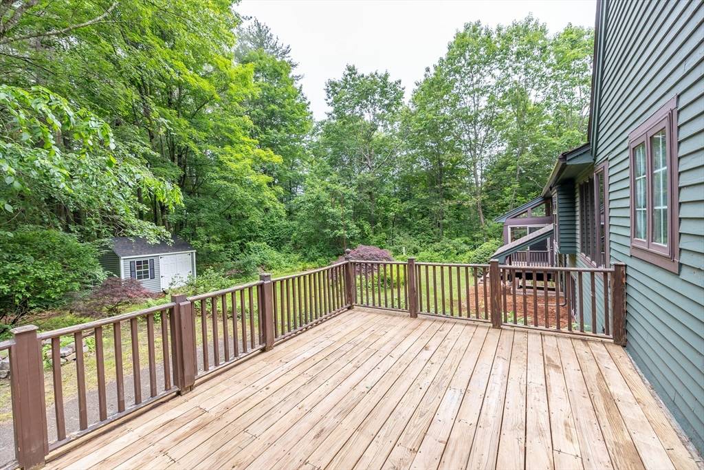 Dunstable, MA 01827,295 Forest St
