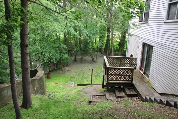 Greenfield, MA 01301,46 Colrain St
