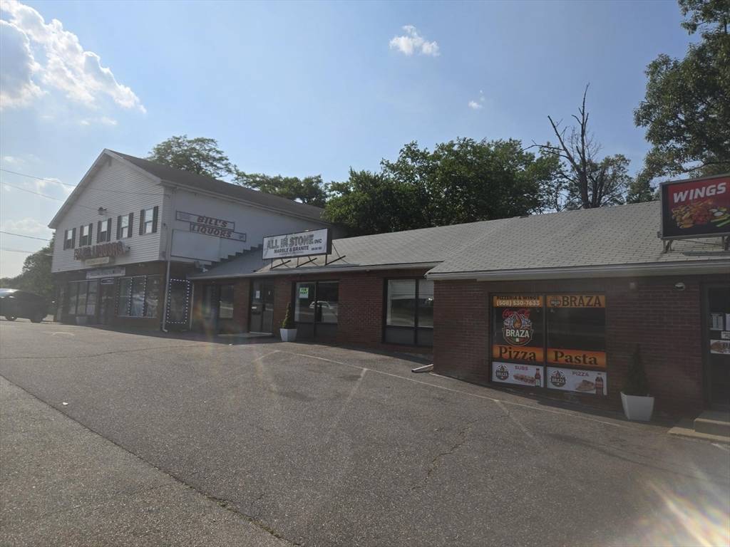 Southborough, MA 01772,3-11 Turnpike Rd