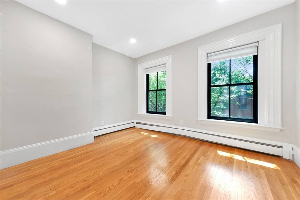 32 E Springfield #3 Boston, MA 02118