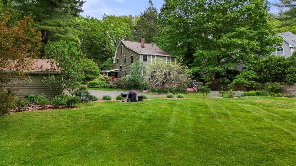 Dover, MA 02030,68 Claybrook Rd