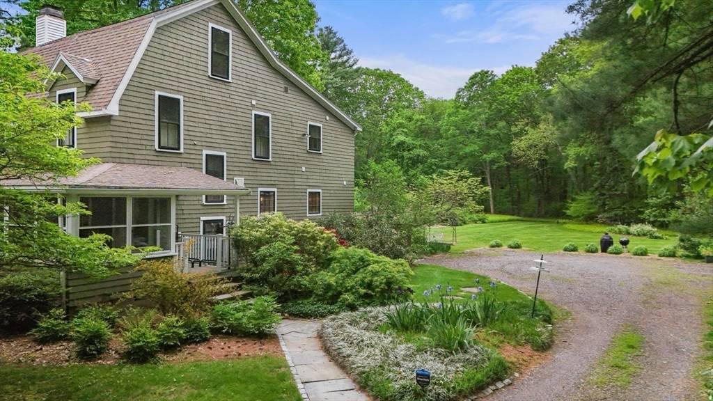 Dover, MA 02030,68 Claybrook Rd