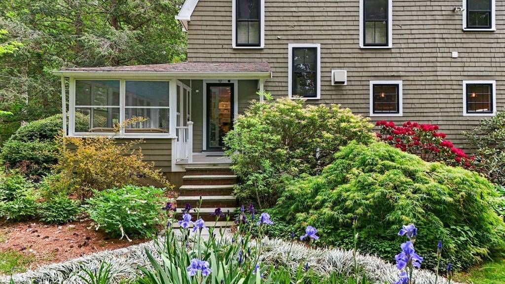 Dover, MA 02030,68 Claybrook Rd