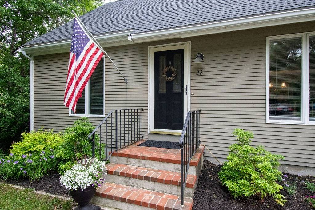 Wareham, MA 02538,22 Rickey Ln