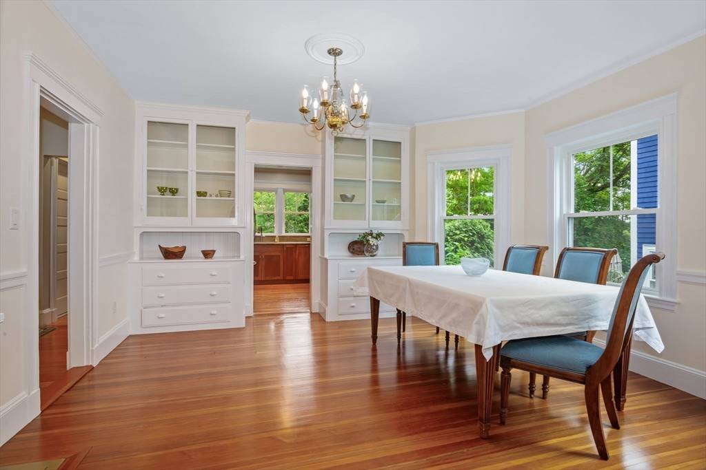 49 Lincoln Street Winchester, MA 01890