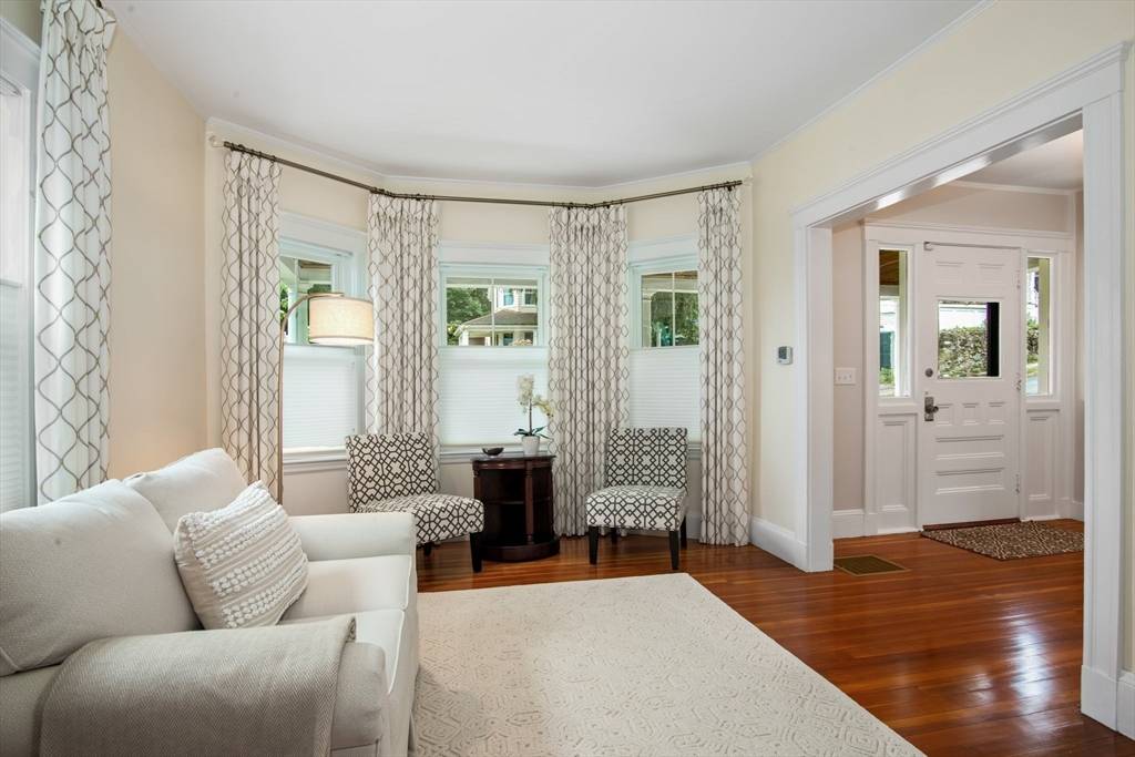49 Lincoln Street Winchester, MA 01890