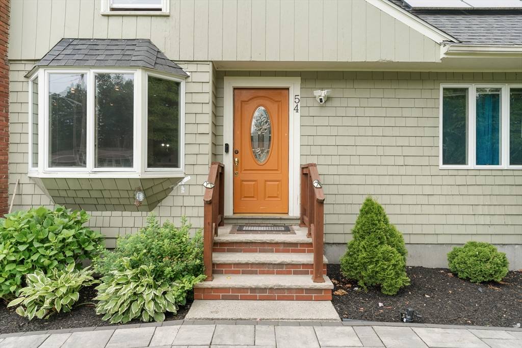 Bridgewater, MA 02324,54 Carmel Cir