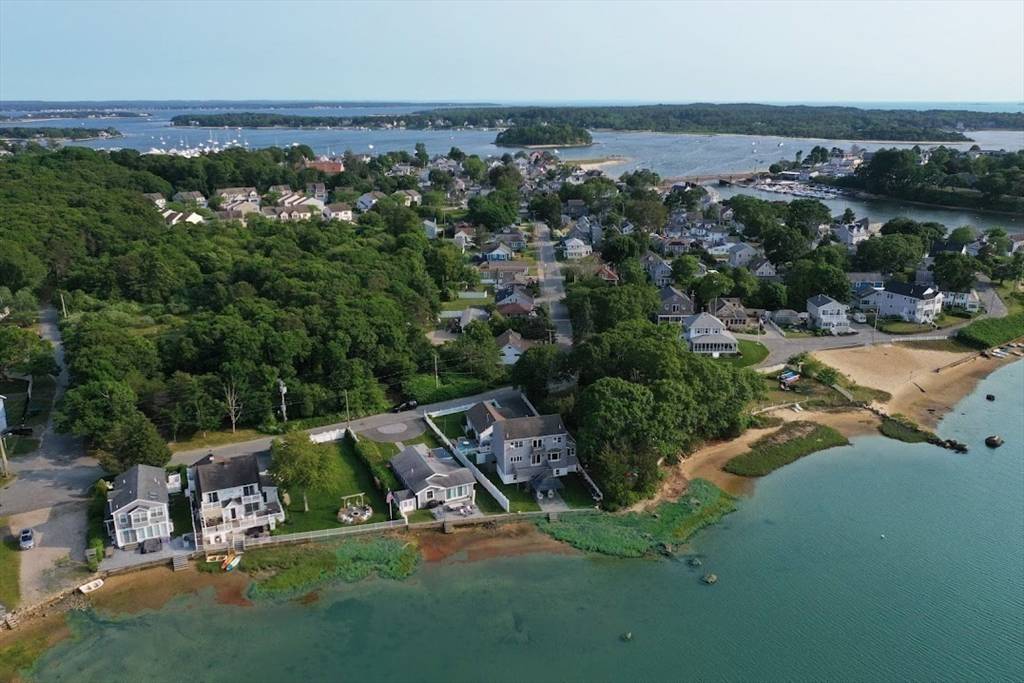 Wareham, MA 02558,24 Cove St