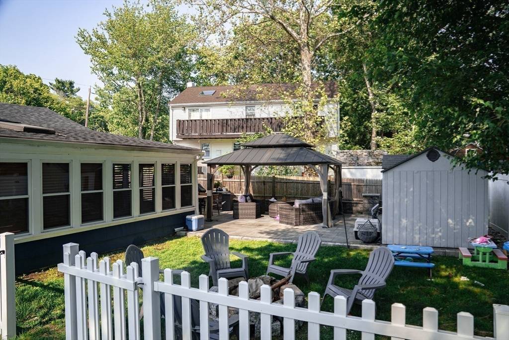 Holbrook, MA 02343,22 Hillsdale Rd.