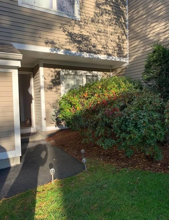 Peabody, MA 01960,802 Pine Brook Dr #802