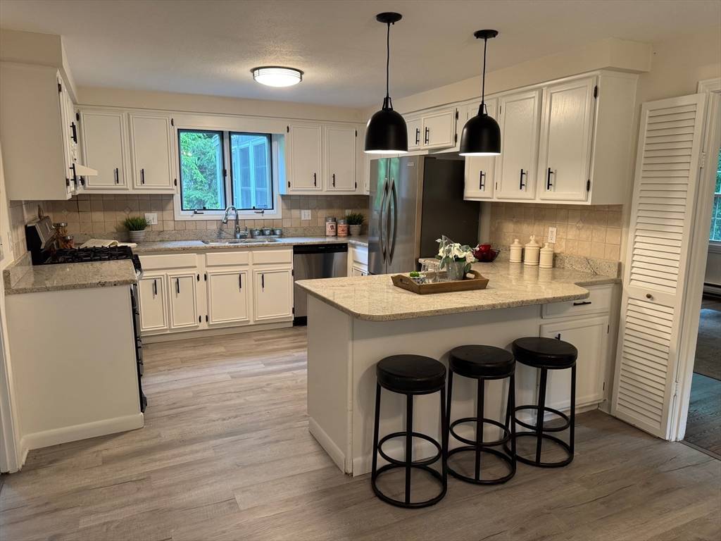 Northborough, MA 01532,216 Davis St