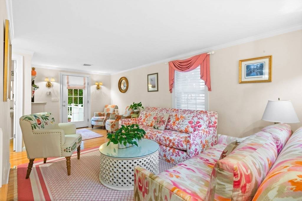 Wellesley, MA 02481,39 Park Avenue