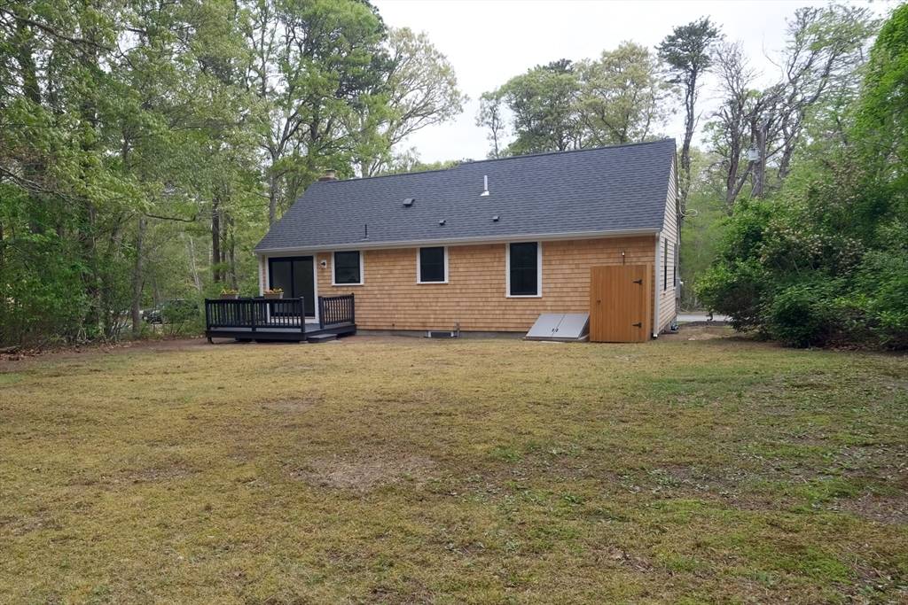 Harwich, MA 02646,3 Gilbert Ln