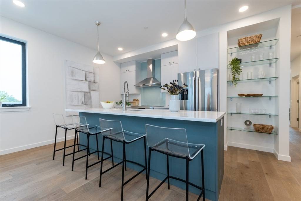 80 Broadway #PH Arlington, MA 02474