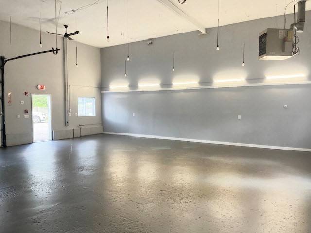 Rowley, MA 01969,60 Main St. #1