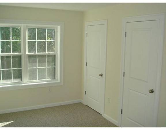 Quincy, MA 02169,225 West Squantum #302