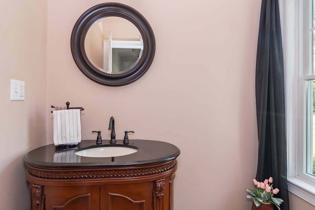 14 Nye Lane Bourne, MA 02532