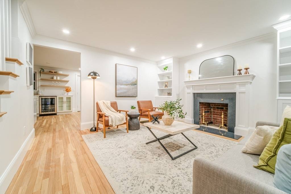 1206 Main Street Waltham, MA 02451