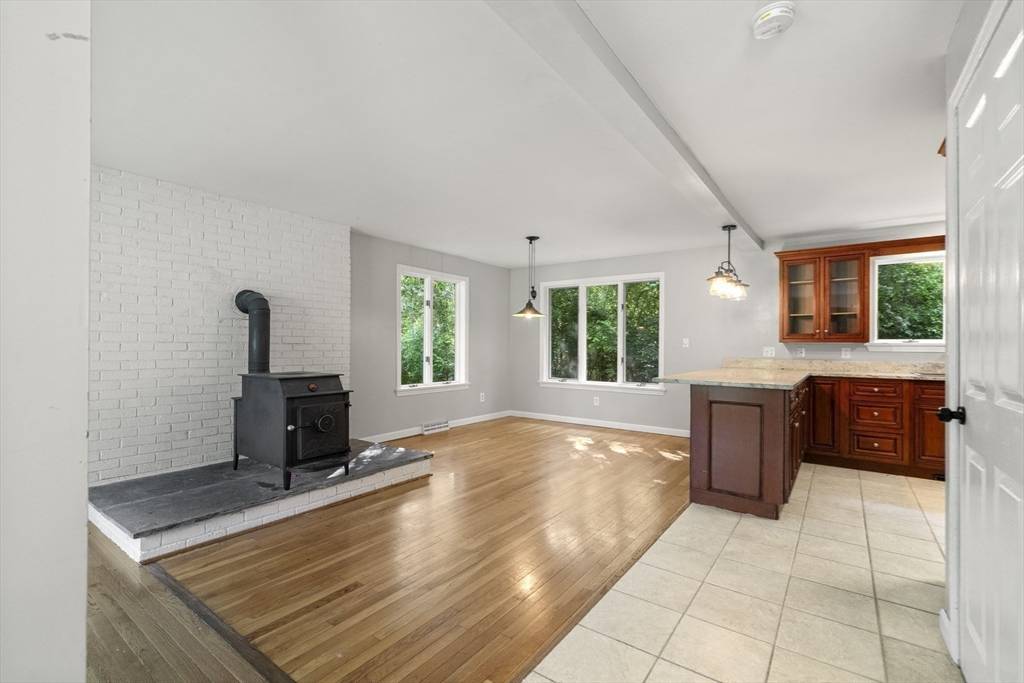 731-R Grove St Norwell, MA 02061