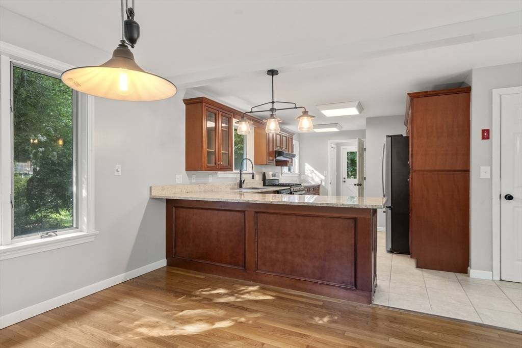 731-R Grove St Norwell, MA 02061