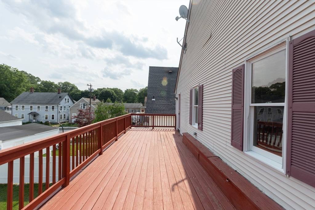 Blackstone, MA 01504,135 Main St