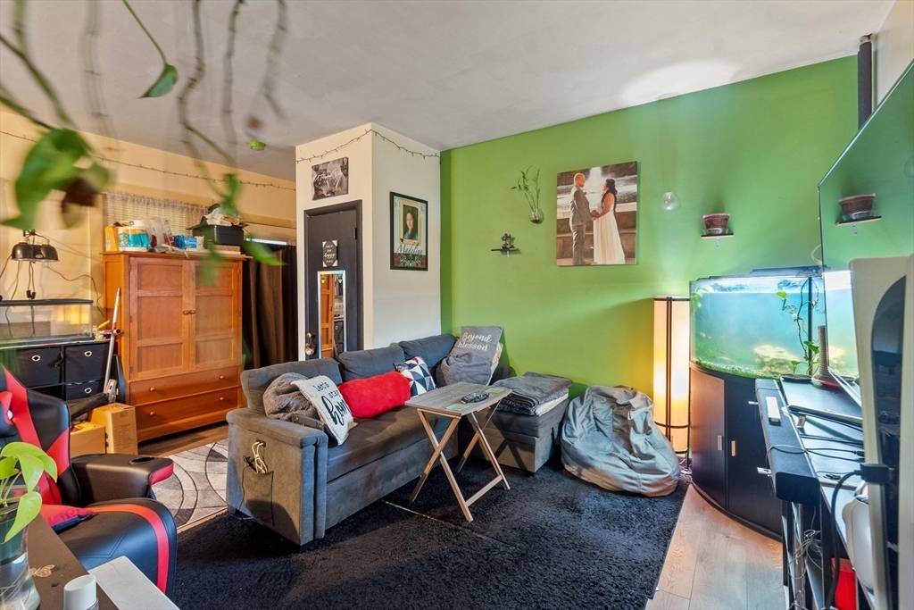 Fitchburg, MA 01420,222-R Kimball St
