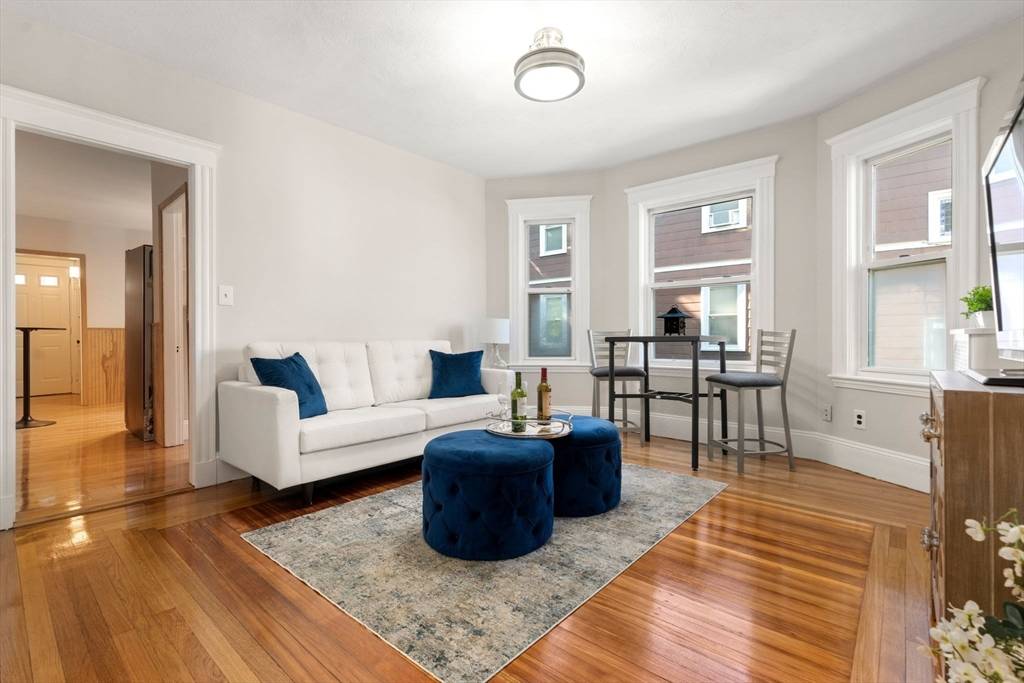 Medford, MA 02155,82-84 Quincy St